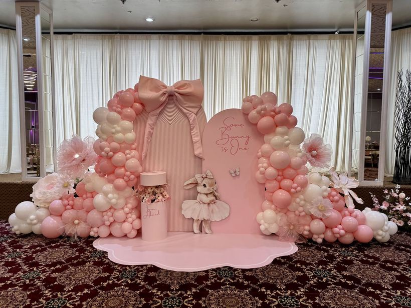 Blush bunny backdrop with bow